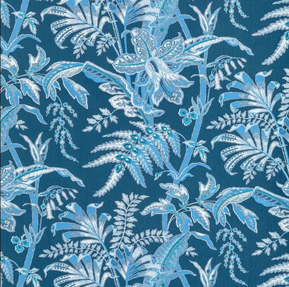 Blue floral pattern on a blue background
Seychelles Cotton Print Fabric - Navy
Coton Fabric