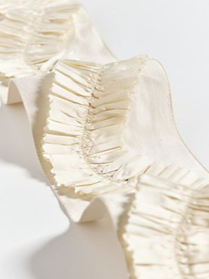 Ruffle Tape – Decorative Trim by the Yard, Ivory