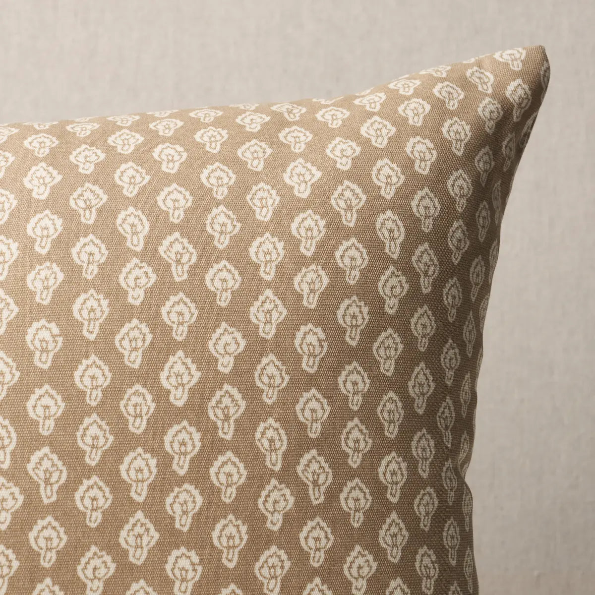 Hyacinth Pillow - Indoor/Outdoor