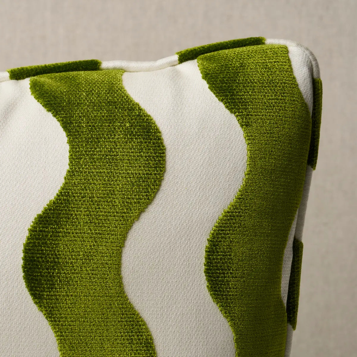 The Wave Pillow