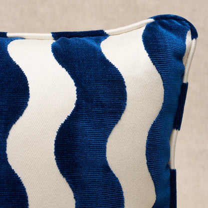 The Wave Pillow