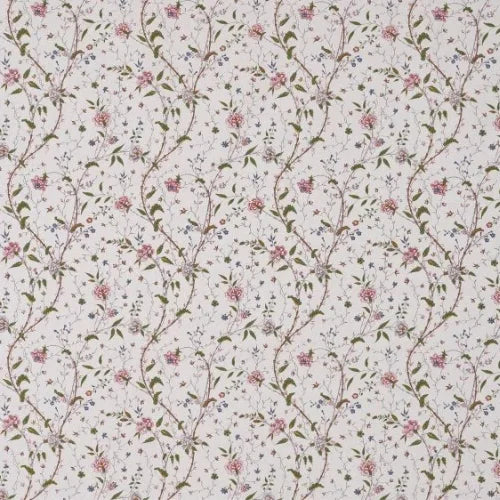 Floral vine pattern on a light background
Madame de Polignac Printed Cotton Canvas – Bois de Roi