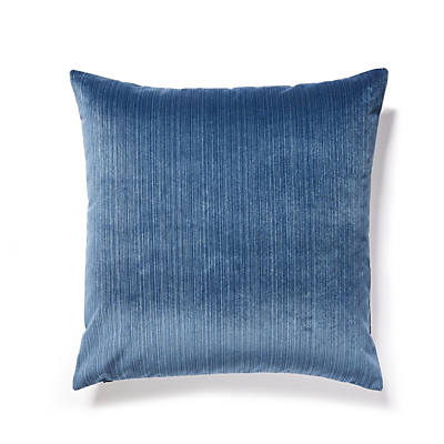 Strié Velvet Pillow – Luxe Cushion, Midnight
